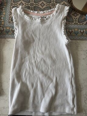 Mini Boden White Ribbed Tank Top with Scalloped Trim